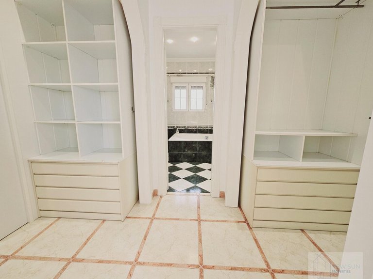 Villa for Sale in Costa Blanca Torrevieja, Alicante 35