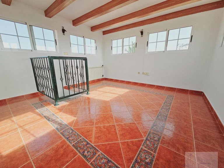 Villa for Sale in Costa Blanca Torrevieja, Alicante 39