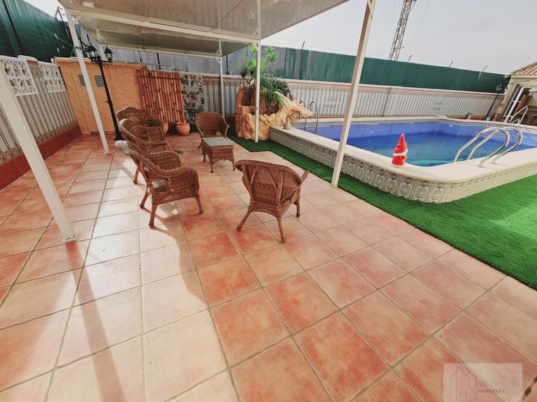 Villa for Sale in Costa Blanca Torrevieja, Alicante 9
