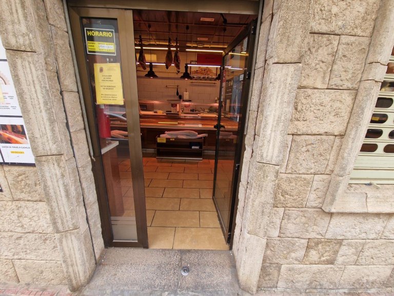 Commercial for Sale in Costa Blanca Torrevieja, Alicante 1