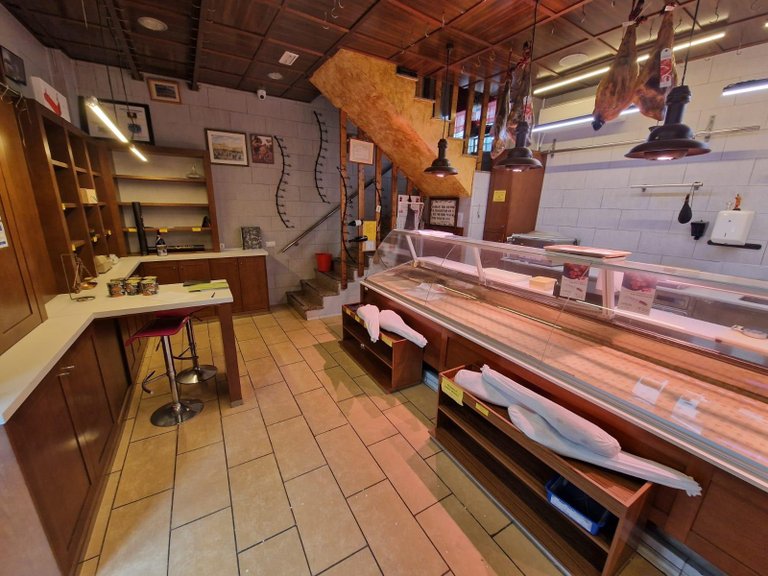 Commercial for Sale in Costa Blanca Torrevieja, Alicante 3
