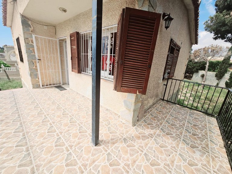 Villa for Sale in Costa Blanca Torrevieja, Alicante 8