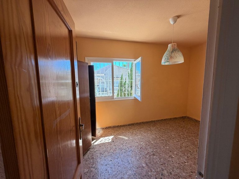 Villa for Sale in Costa Blanca Torrevieja, Alicante 24