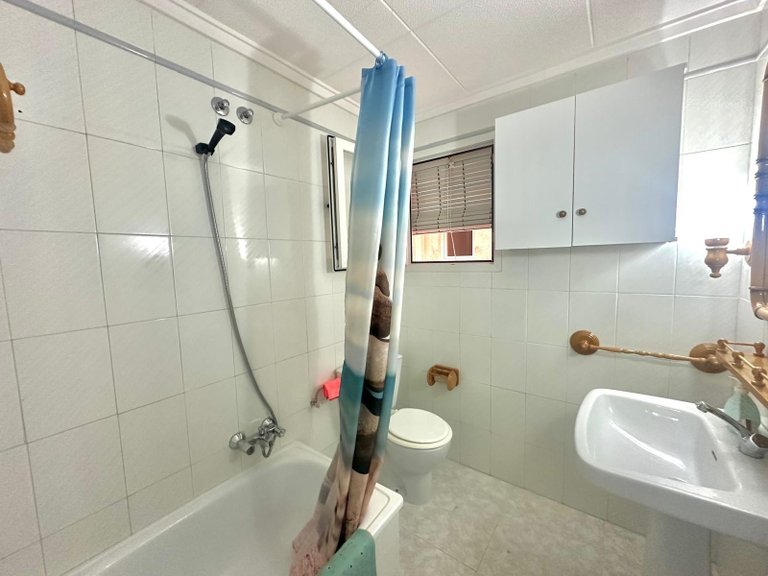 Apartment for Sale in Costa Blanca Torrevieja, Alicante 17