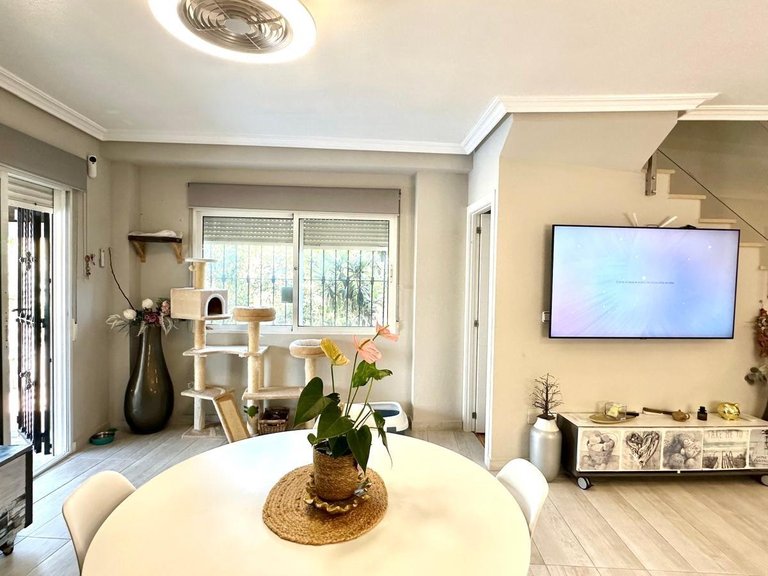 Villa for Sale in Costa Blanca Orihuela Costa, Alicante 37