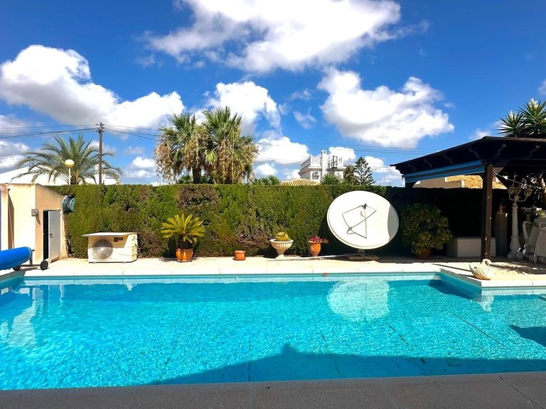 Villa for Sale in Costa Blanca Cabo Roig, Alicante 13