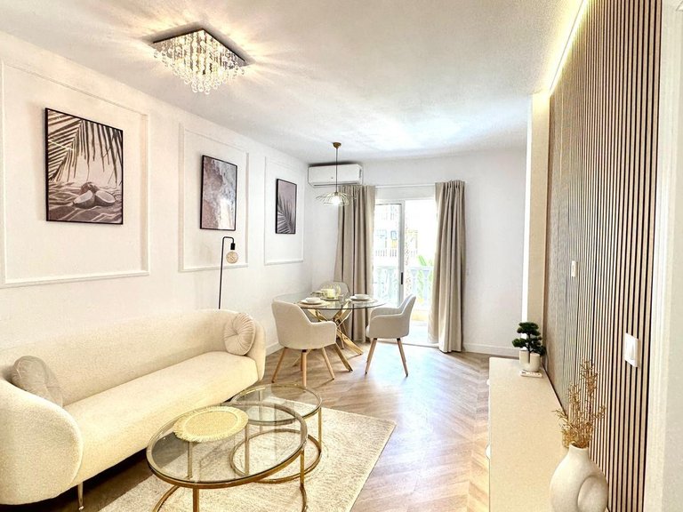 Apartment for Sale in Torrevieja, Alicante 1