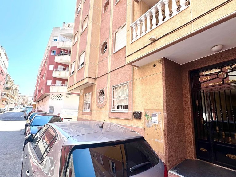 Apartment for Sale in Torrevieja, Alicante 2