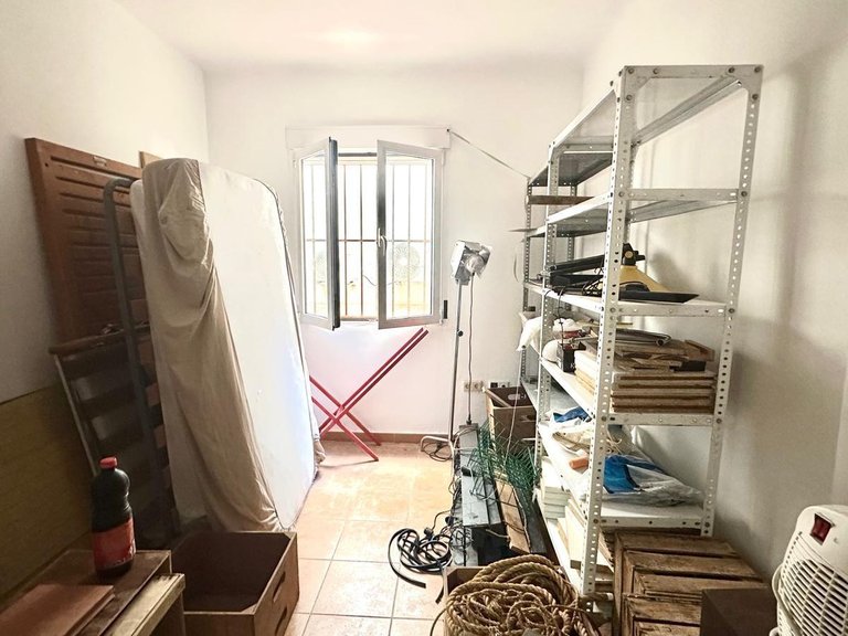 Apartment for Sale in Torrevieja, Alicante 46