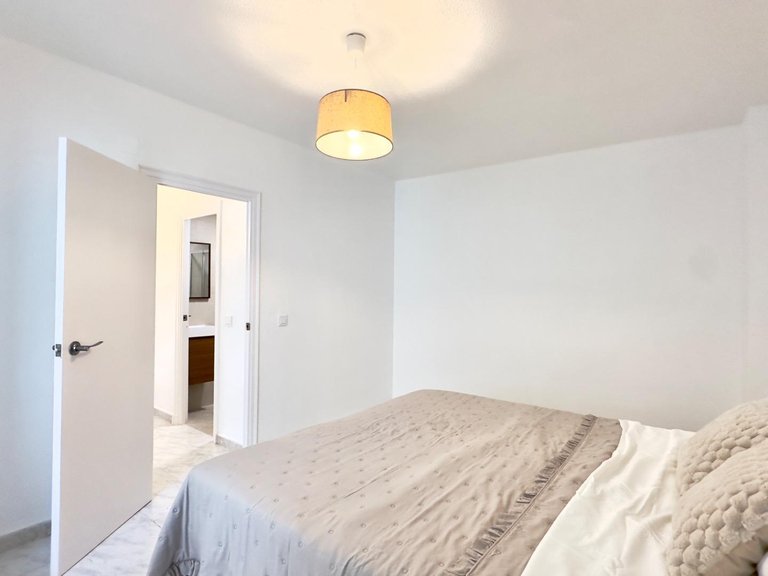 Apartment for Sale in Torrevieja, Alicante 11
