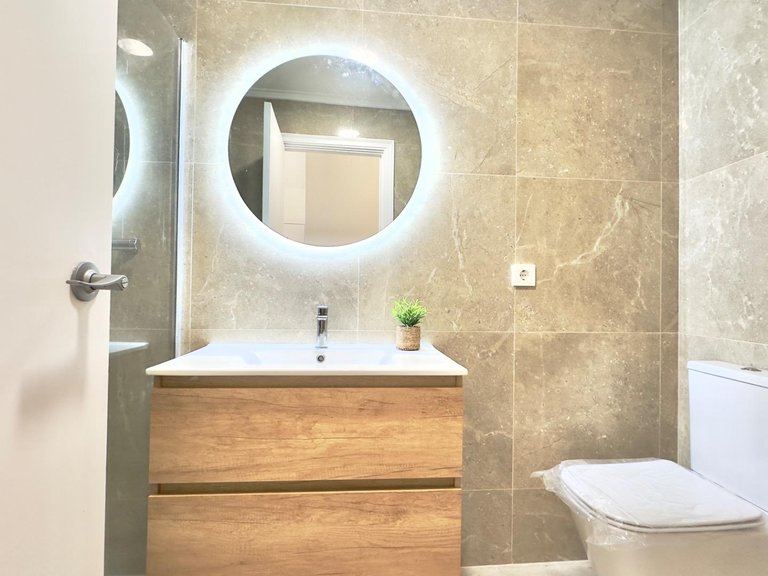 Apartment for Sale in Torrevieja, Alicante 13
