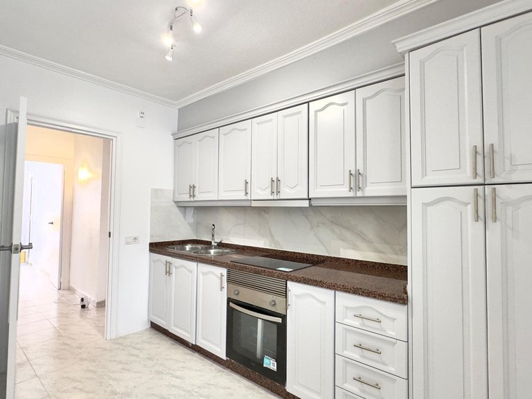 Apartment for Sale in Torrevieja, Alicante 21