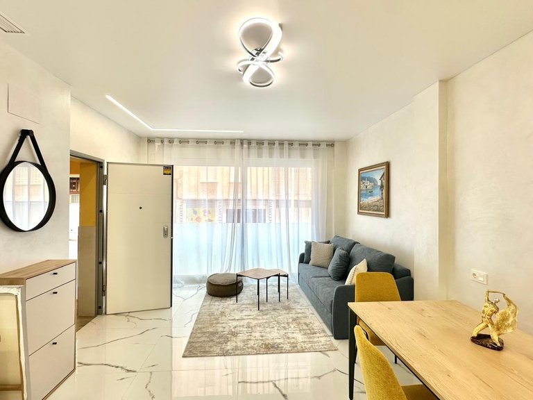 Apartment for Sale in Torrevieja, Alicante 10