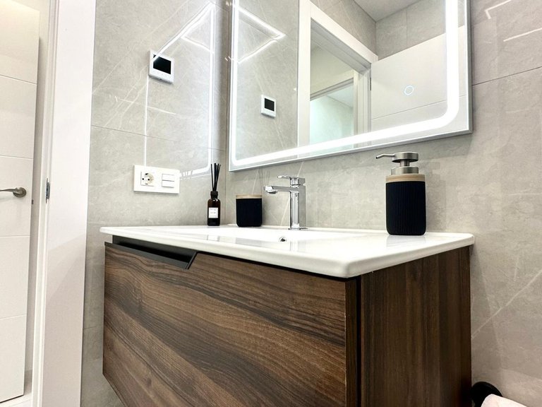 Apartment for Sale in Torrevieja, Alicante 24
