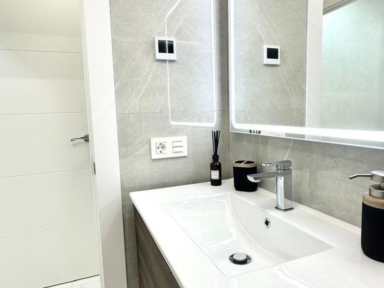Apartment for Sale in Torrevieja, Alicante 25
