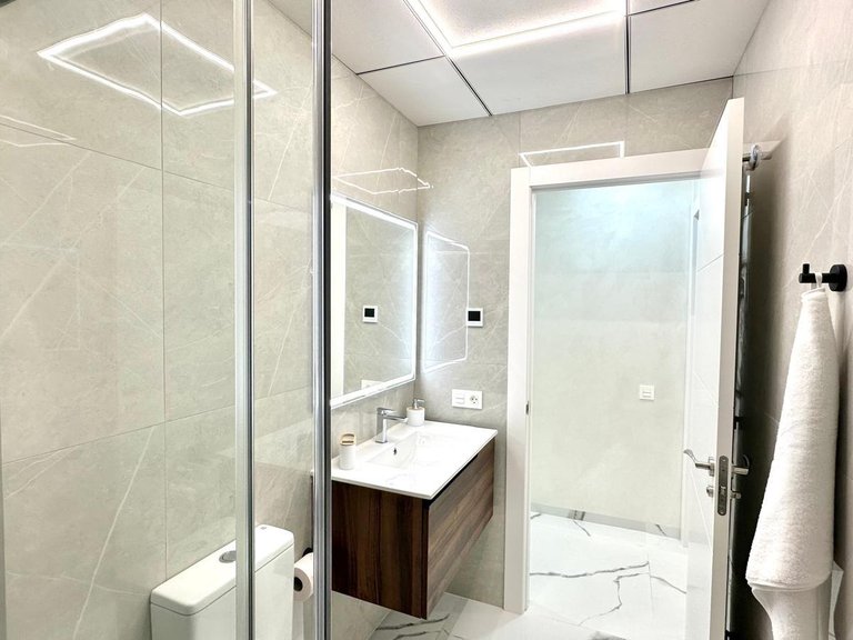Apartment for Sale in Torrevieja, Alicante 27