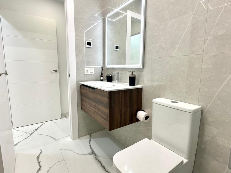Apartment for Sale in Torrevieja, Alicante 31