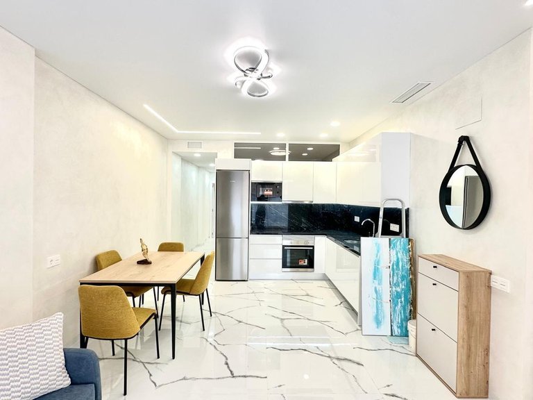 Apartment for Sale in Torrevieja, Alicante 8
