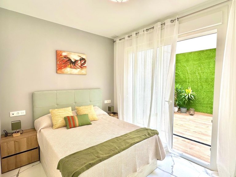 Apartment for Sale in Costa Blanca Torrevieja, Alicante 1