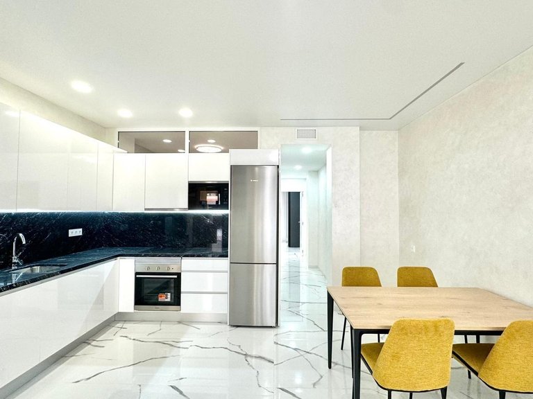 Apartment for Sale in Costa Blanca Torrevieja, Alicante 10