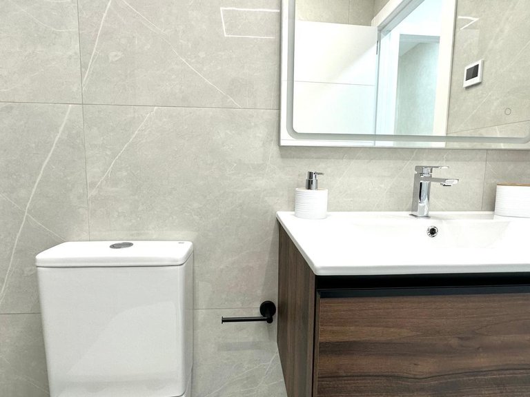 Apartment for Sale in Costa Blanca Torrevieja, Alicante 29