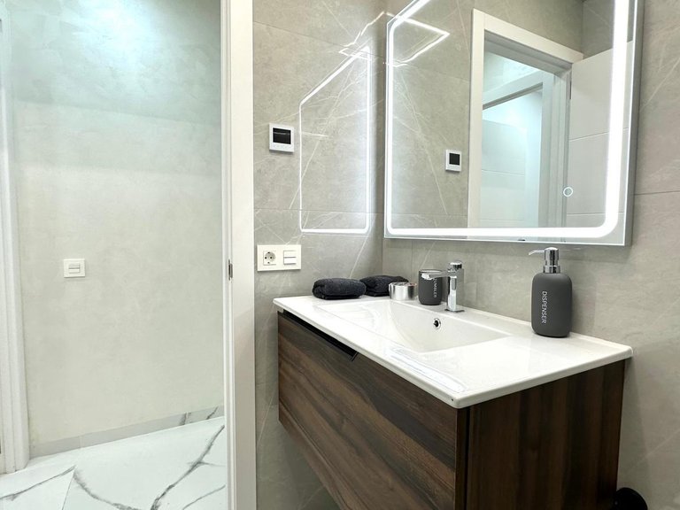 Apartment for Sale in Costa Blanca Torrevieja, Alicante 36