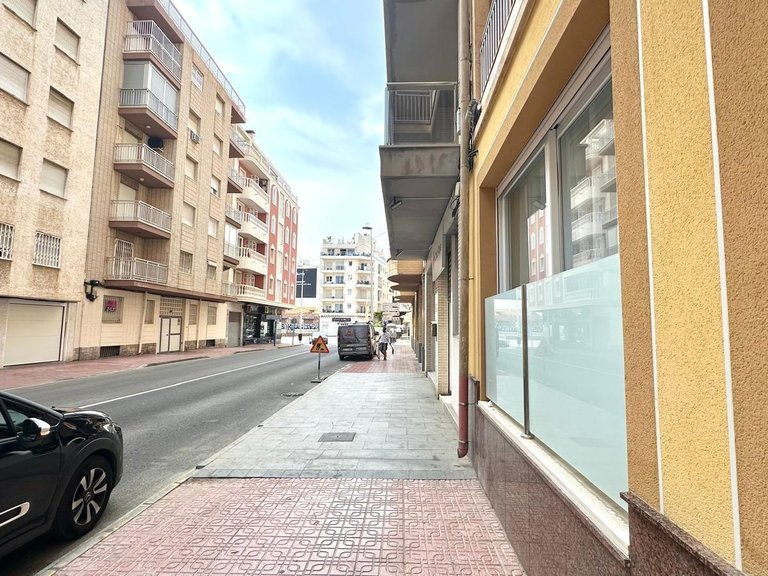 Apartment for Sale in Costa Blanca Torrevieja, Alicante 4