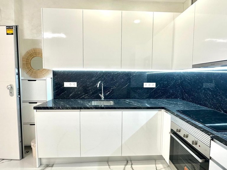 Apartment for Sale in Costa Blanca Torrevieja, Alicante 8