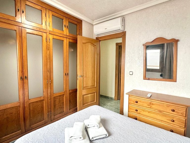 Penthouse for Sale in Torrevieja, Alicante 28