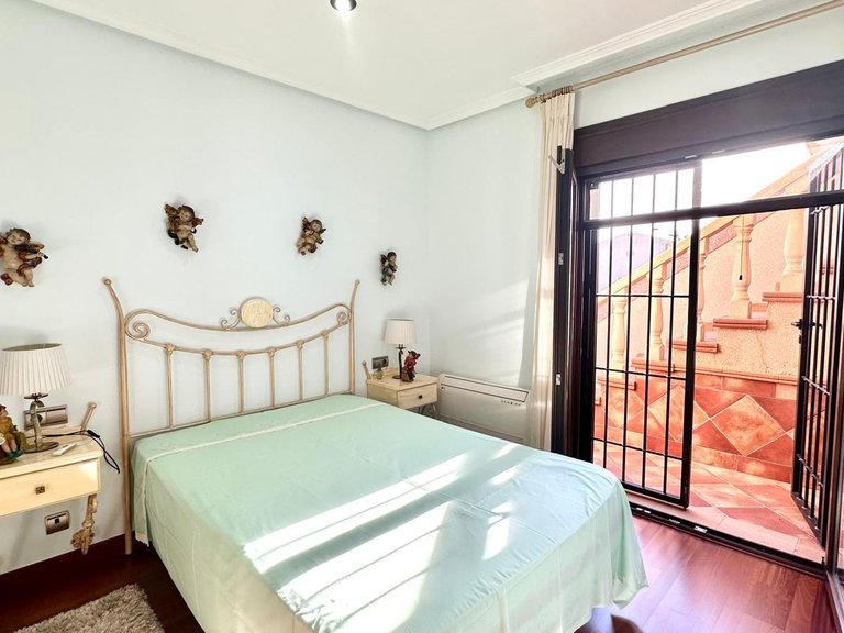 Town House for Sale in Costa Blanca Torrevieja, Alicante 33