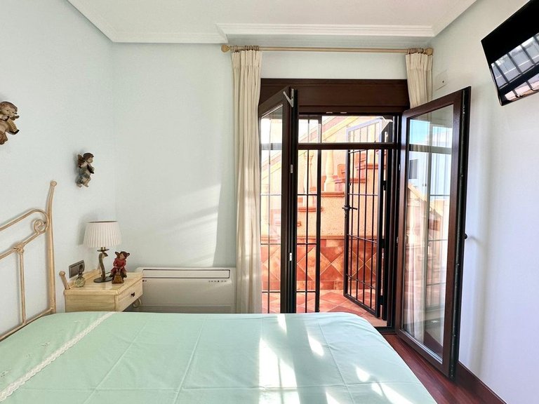 Town House for Sale in Costa Blanca Torrevieja, Alicante 34