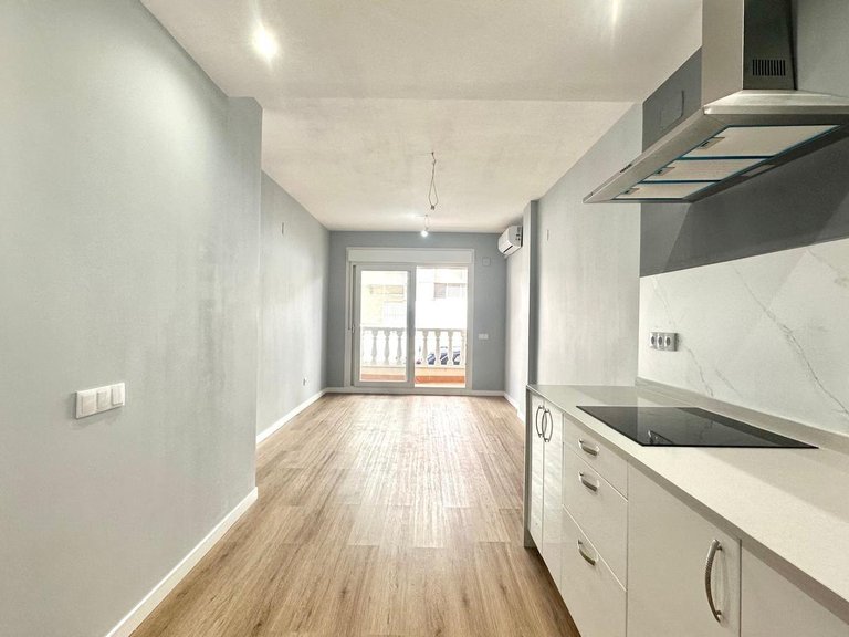 Apartment for Sale in Torrevieja, Alicante 1