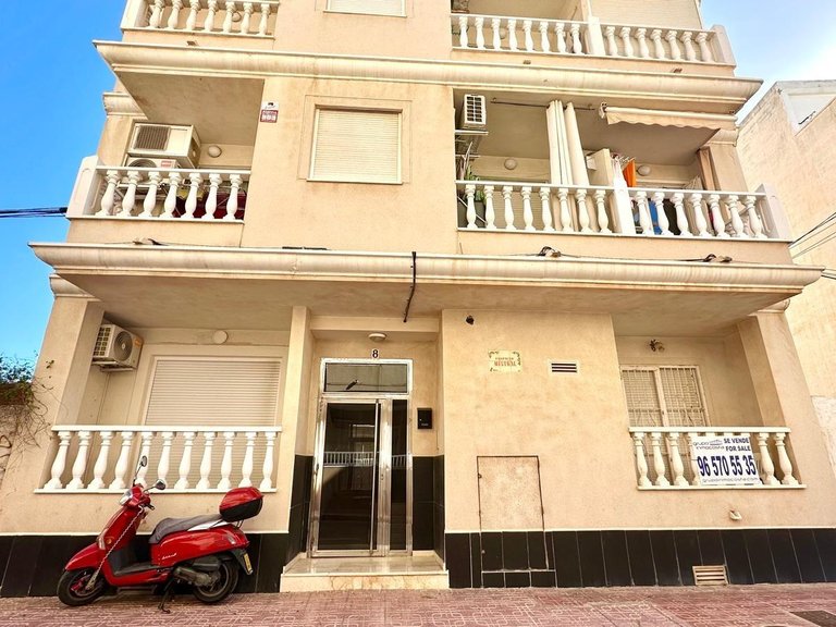 Apartment for Sale in Torrevieja, Alicante 2