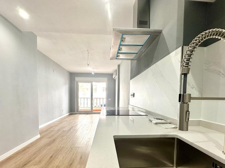 Apartment for Sale in Torrevieja, Alicante 26