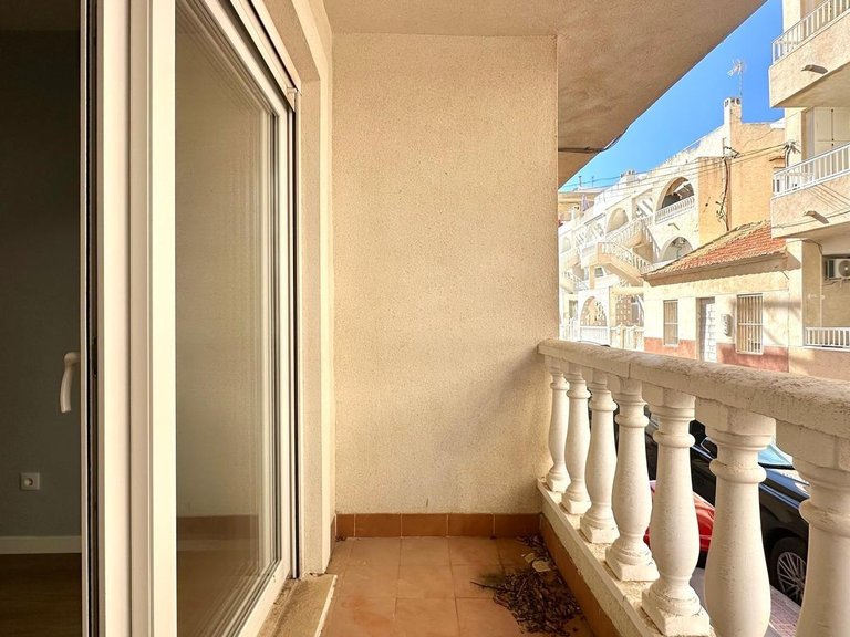 Apartment for Sale in Torrevieja, Alicante 35