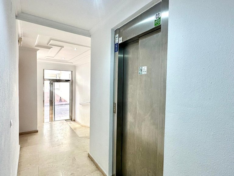 Apartment for Sale in Torrevieja, Alicante 38