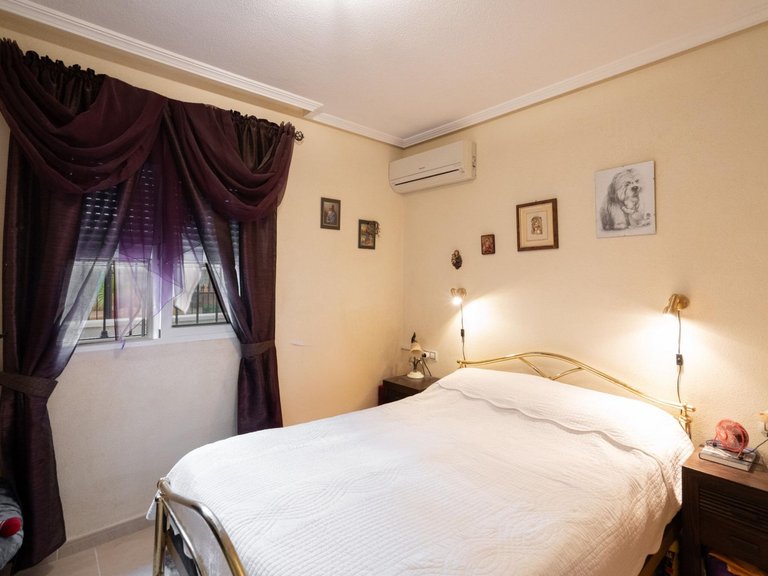 Town House for Sale in Orihuela Costa, Alicante 16