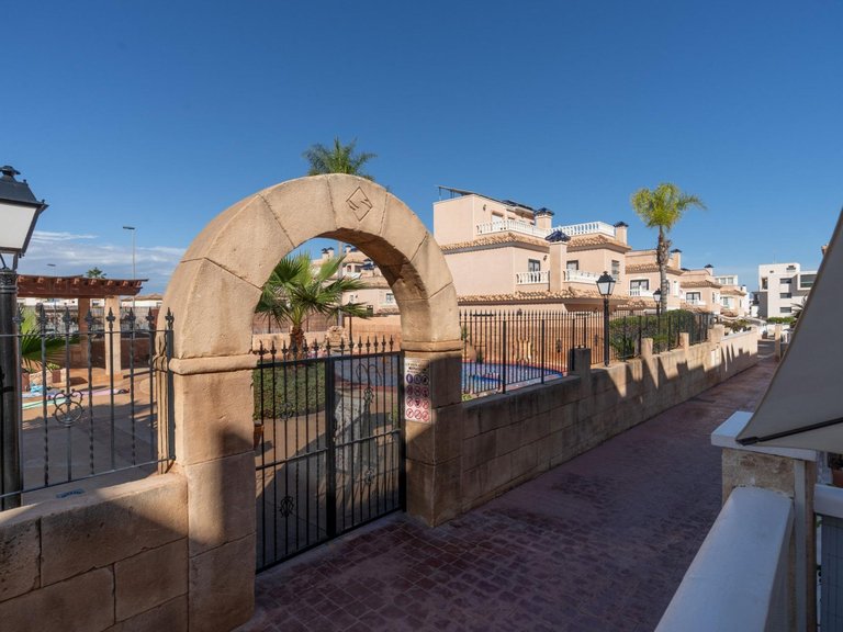 Town House for Sale in Orihuela Costa, Alicante 30