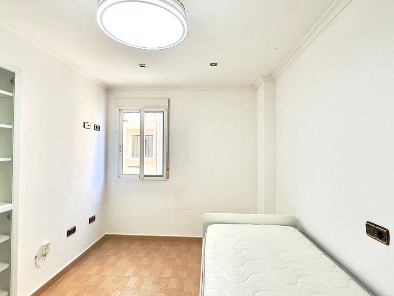 Apartment for Sale in Torrevieja, Alicante 13