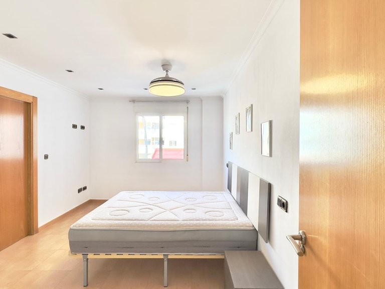 Apartment for Sale in Torrevieja, Alicante 37