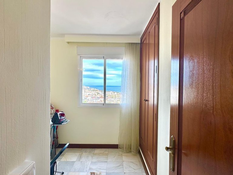 Apartment for Sale in Costa Blanca Torrevieja, Alicante 12