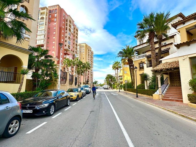 Apartment for Sale in Costa Blanca Torrevieja, Alicante 3