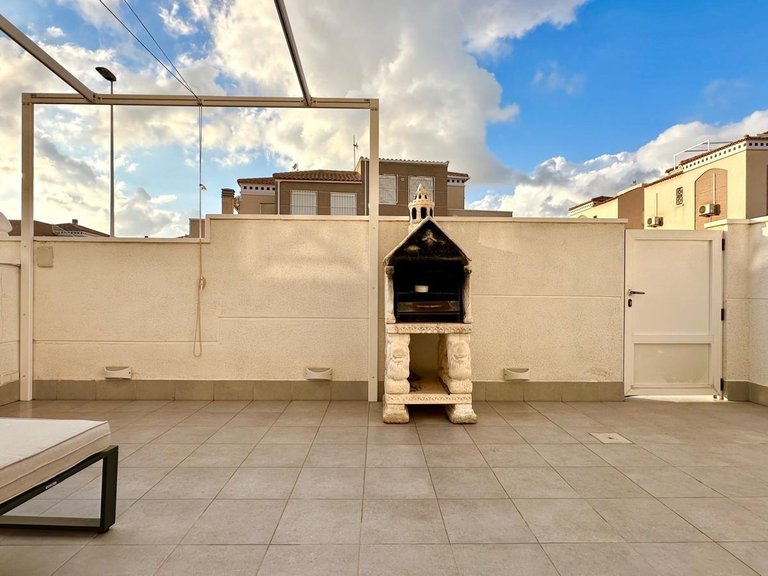 Villa for Sale in Torrevieja, Alicante 36
