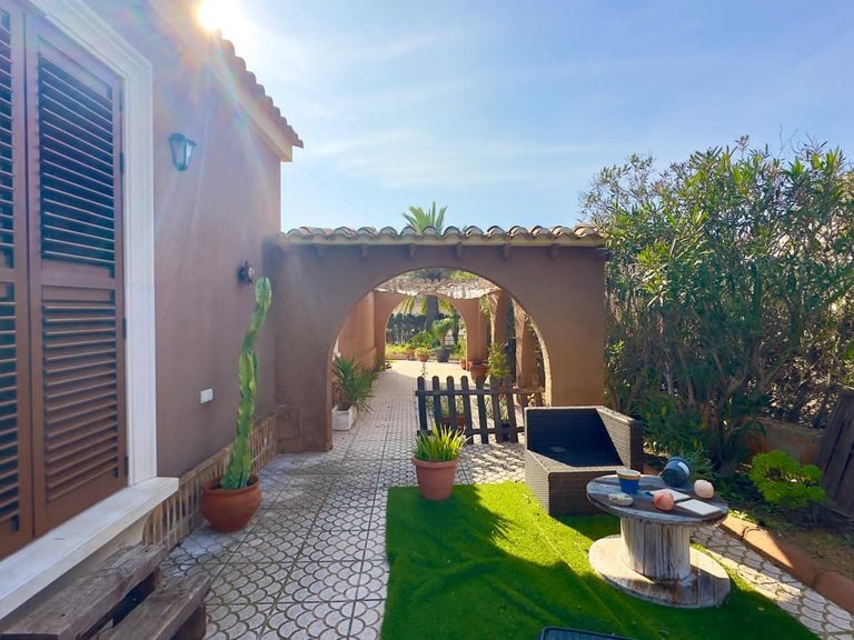 Villa for Sale in Costa Blanca Torrevieja, Alicante 42