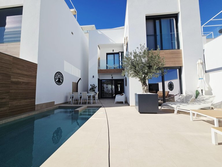 Villa for Sale in Costa Blanca Benijofar, Alicante 8