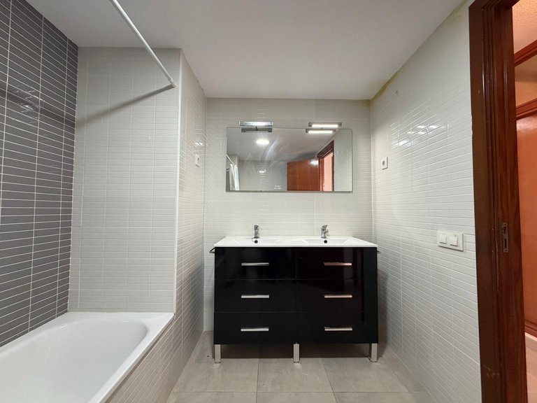 Apartment for Sale in Costa Blanca Torrevieja, Alicante 25