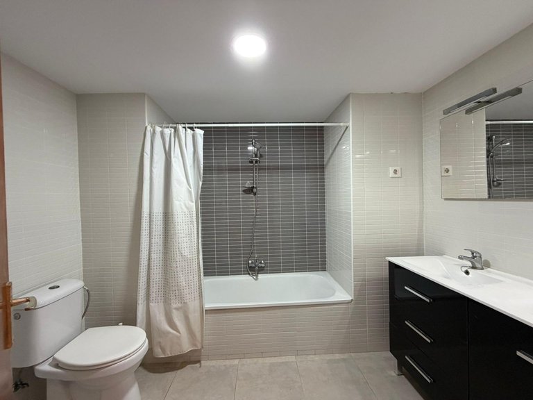 Apartment for Sale in Costa Blanca Torrevieja, Alicante 26