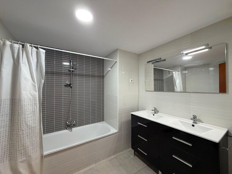 Apartment for Sale in Costa Blanca Torrevieja, Alicante 27