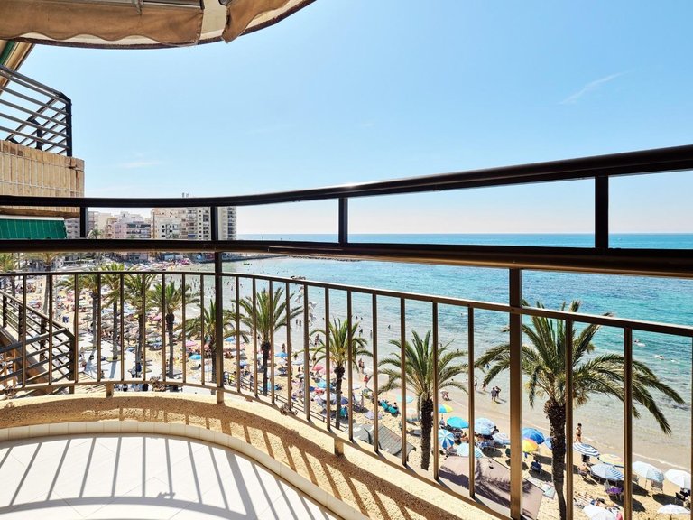 Apartment for Sale in Costa Blanca Torrevieja, Alicante 40