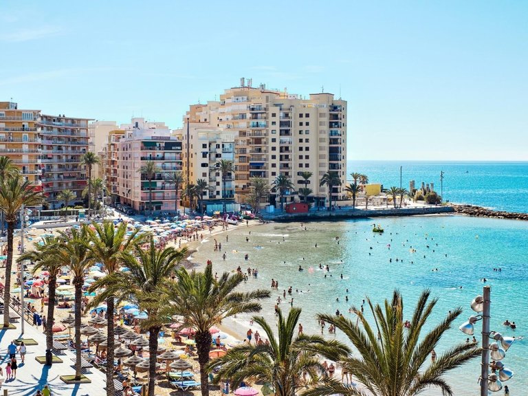 Apartment for Sale in Costa Blanca Torrevieja, Alicante 44